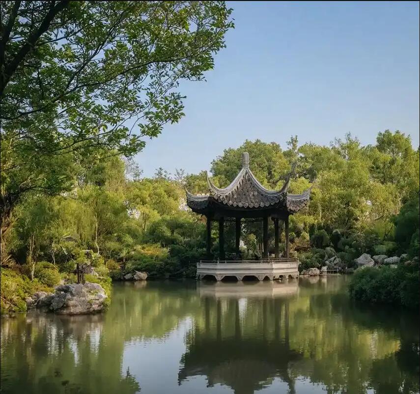 赫山区芷卉土建有限公司